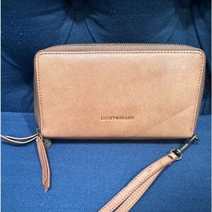 Lucky Brand wallet/wristlet
